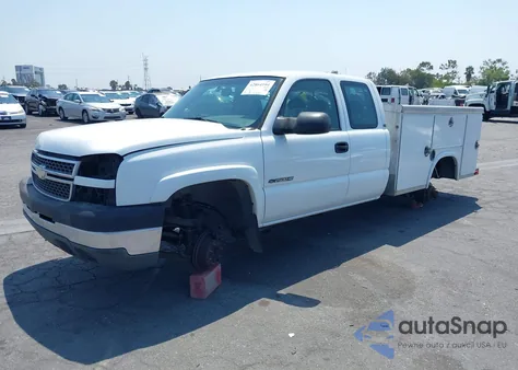 2005 Chevrolet C2500 C2500 Heavy Duty из США, поврежденный, VIN 1GBHC29U85E287646